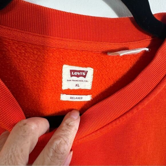 Levi's Orange Crewneck Sweater with Ribbed Cuffs - Picture 3 of 9